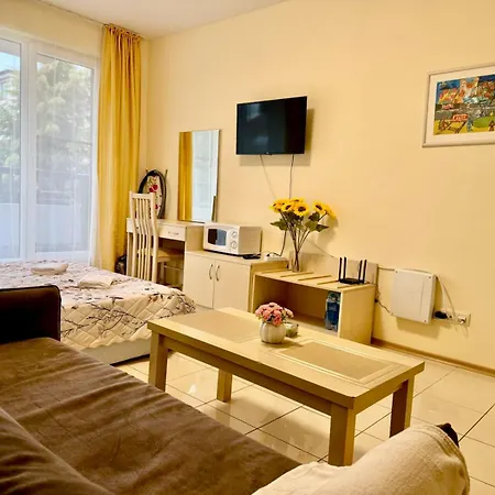 Harmony Hills Tomovi F22 Apartman *