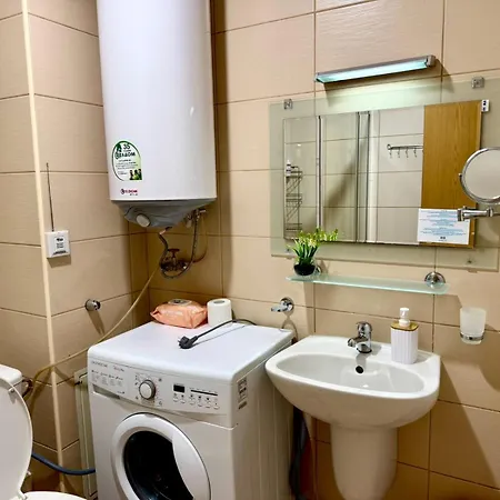 Harmony Hills Tomovi F22 *