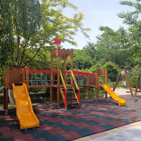Harmony Hills Tomovi F22 Apartman